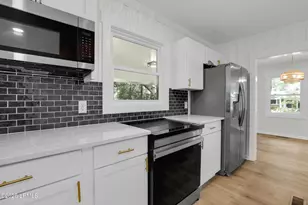 2408 Pine Ct S, Beaufort, SC 29902 - Photo 19