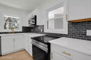 2408 Pine Ct S, Beaufort, SC 29902 - Photo 17