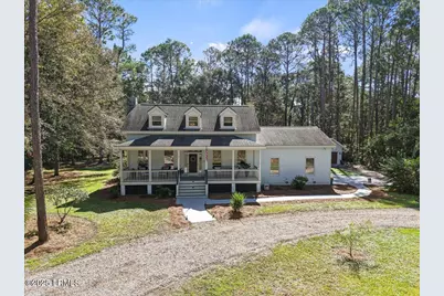 22 Wade Hampton Drive, Beaufort, SC 29907 - Photo 3