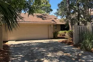 20 Fairway Winds Pl, Hilton Head Island, SC 29928 - Photo 3
