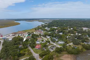 911 7th St, Port Royal, SC 29935 - Photo 9