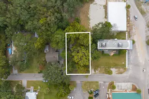 911 7th St, Port Royal, SC 29935 - Photo 3