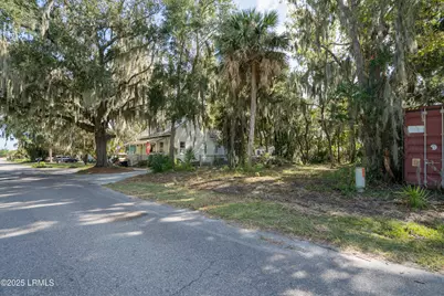 911 7th Street, Port Royal, SC 29935 - Photo 11