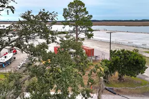 911 7th St, Port Royal, SC 29935 - Photo 13