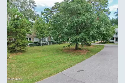 13 Grace Park, Beaufort, SC 29906 - Photo 3