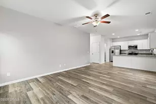 25 Chestnut St, Beaufort, SC 29906 - Photo 5