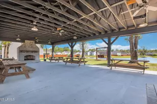 25 Chestnut St, Beaufort, SC 29906 - Photo 41