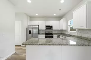 25 Chestnut St, Beaufort, SC 29906 - Photo 11