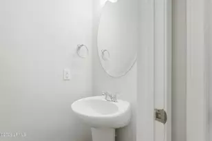 25 Chestnut St, Beaufort, SC 29906 - Photo 11