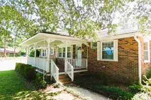 1507 Battery Creek Rd, Beaufort, SC 29902 - Photo 1