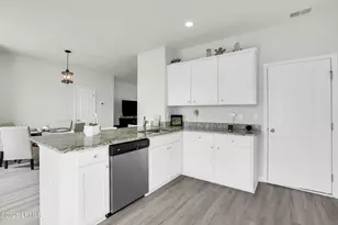 2126 Sanctum St, Ridgeland, SC 29936 - Photo 15