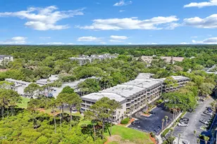 23 S Forest Beach Dr, Hilton Head Island, SC 29928 - Photo 15