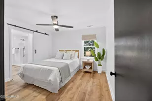 2301 Langhorne Dr, Beaufort, SC 29902 - Photo 13