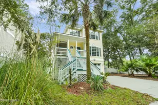 40 Victoria Square Dr, Hilton Head Island, SC 29926 - Photo 3