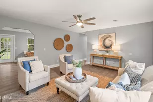 5617 Frederick Dr, Beaufort, SC 29906 - Photo 7