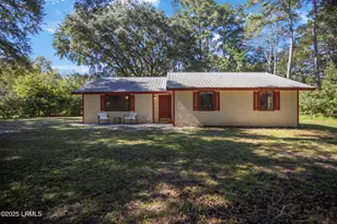 55 Lakeview Dr, Ridgeland, SC 29936 - Photo 1