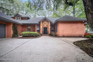 207 Odingsell Ct, Saint Helena Island, SC 29920 - Photo 3