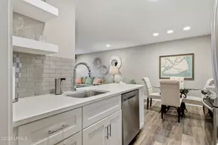 6 Lighthouse Ln, Hilton Head Island, SC 29928 - Photo 3