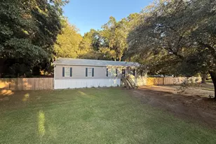 97 Oaks Plantation Rd, Saint Helena Island, SC 29920 - Photo 1