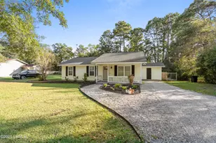 18 Hewlett Rd, Beaufort, SC 29907 - Photo 1