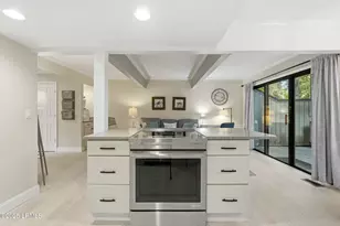 125 Shipyard Dr, Hilton Head Island, SC 29928 - Photo 23