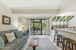 125 Shipyard Dr, Hilton Head Island, SC 29928 - Photo 15