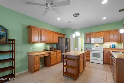 186 Hampton Circle, Bluffton, SC 29909 - Photo 17