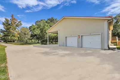 700 Oakwood Drive, Hardeeville, SC 29927 - Photo 37