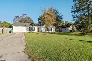 69 Pelican Cir, Beaufort, SC 29906 - Photo 3