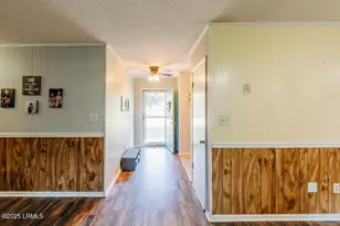 240 Kerrison St, Varnville, SC 29944 - Photo 5