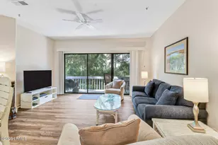 19 Lemoyne Ave, Hilton Head Island, SC 29928 - Photo 3