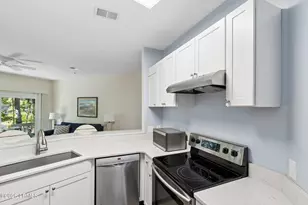 19 Lemoyne Ave, Hilton Head, SC 29928 - Photo 7