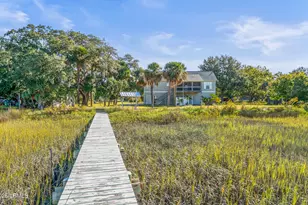 26 View Point Cir, Saint Helena Island, SC 29920 - Photo 7