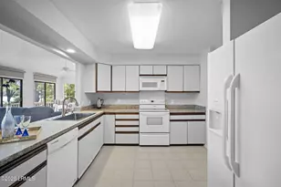 193 Pleasant Point Dr, Beaufort, SC 29907 - Photo 13