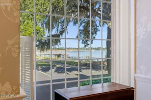 895 Ribaut Rd, Beaufort, SC 29902 - Photo 21