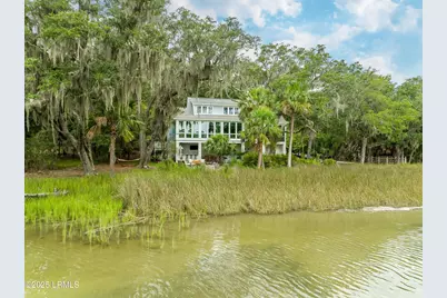 229 De La Gaye Point, Beaufort, SC 29902 - Photo 3