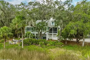 229 De La Gaye Point, Beaufort, SC 29902 - Photo 3