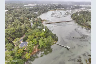 233 De La Gaye Point, Beaufort, SC 29902 - Photo 3