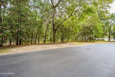 233 De La Gaye Point, Beaufort, SC 29902 - Photo 13