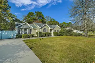 37 Star Magnolia Dr, Beaufort, SC 29907 - Photo 5