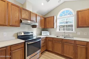 37 Star Magnolia Dr, Beaufort, SC 29907 - Photo 19