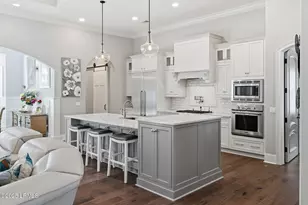 16 Anchor Cove Ct, Bluffton, SC 29910 - Photo 13