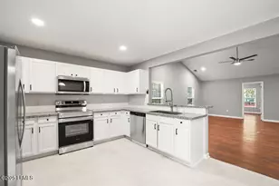 30 Shadow Moss Dr, Beaufort, SC 29906 - Photo 9