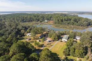 351 Brickyard Point Rd N, Beaufort, SC 29907 - Photo 5