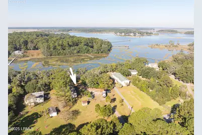 351 Brickyard Point Road N, Beaufort, SC 29907 - Photo 3