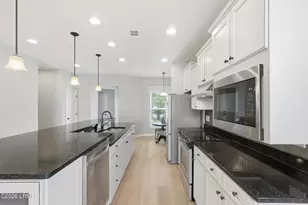 399 Heathwood Dr, Okatie, SC 29909 - Photo 7