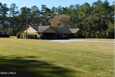 1608 Smiths Crossing, Ridgeland, SC 29936 - Photo 3