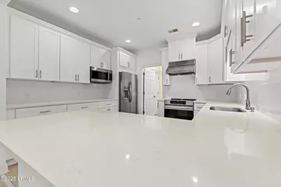 1 Gloucester Road #O2, Hilton Head Island, SC 29928 - Photo 9