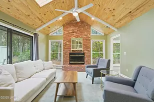 7 Trails End Rd, Hilton Head, SC 29926 - Photo 3