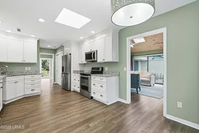 7 Trails End Road, Hilton Head, SC 29926 - Photo 11